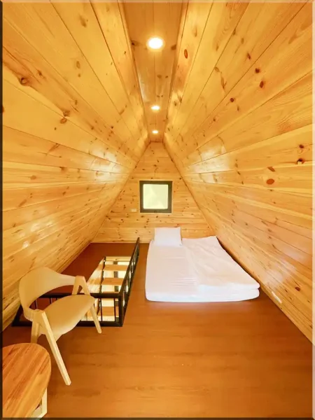 Nội thất nhà gỗ lắp ghép cho homestay hình chóp