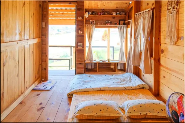 Nội thất nhà gỗ homestay phòng đơn view 1